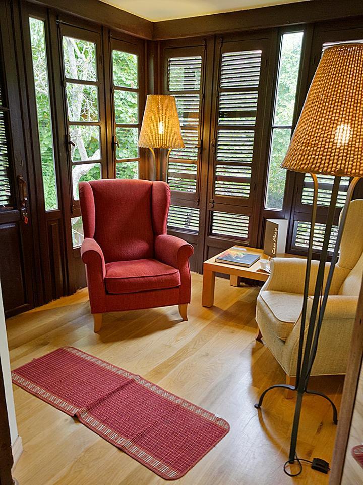 Hostal Casa Masip เอซกาไรย์ ภายนอก รูปภาพ
