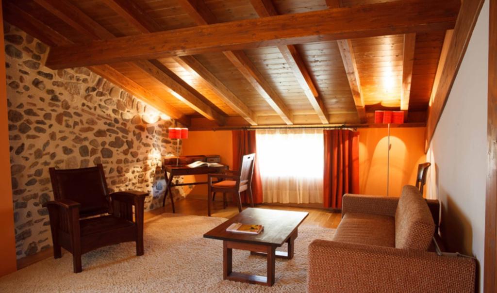 Hostal Casa Masip เอซกาไรย์ ภายนอก รูปภาพ
